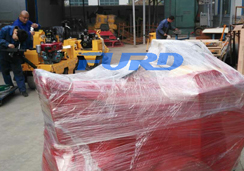 福瑞得機(jī)械座駕壓路機(jī)、手扶壓路機(jī)、灌縫機(jī)及時(shí)包裝發(fā)貨