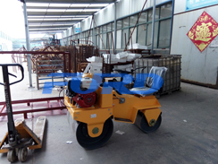 福瑞得機(jī)械座駕壓路機(jī)、手扶壓路機(jī)準(zhǔn)備發(fā)貨